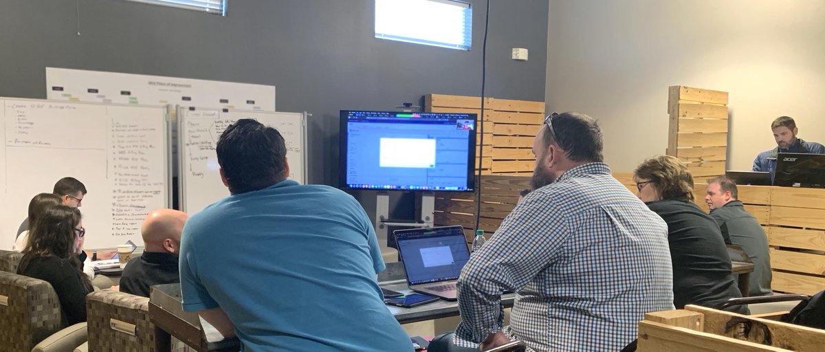 470Claims's tweet photo. Our “Living Room” at 470 is full of movers and shakers, making great strides to offer effective, efficient, and superior claims management services.
#fourseventy #TheLivingRoom #claimsmanagement #insuranceadjusters #adjusters #insurance #claims #ia #weloveourjob https://t.co/cQcVtqYDOZ