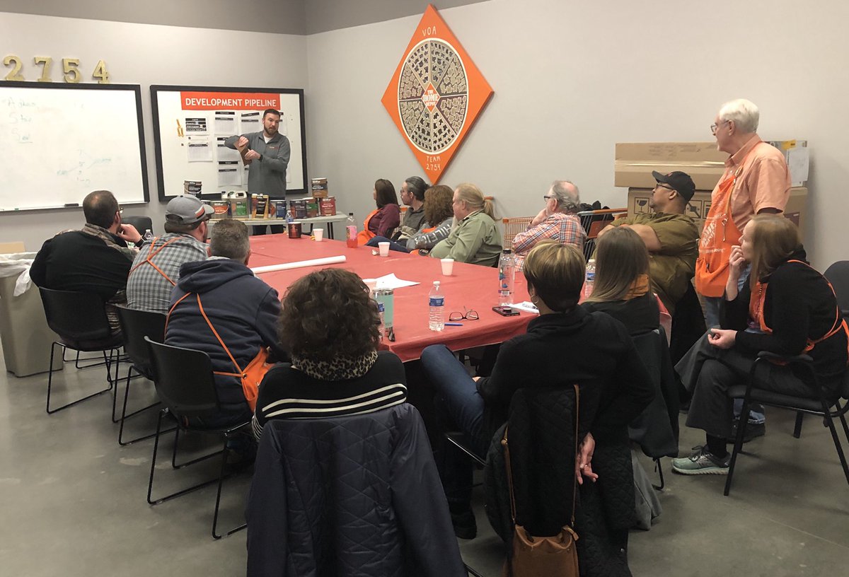 pdub5446's tweet photo. Spring Paint Training 2019! Now let’s see the lakeshore stores sell some Behr Paints and Stain’s!! https://t.co/9MTpu2ydB7