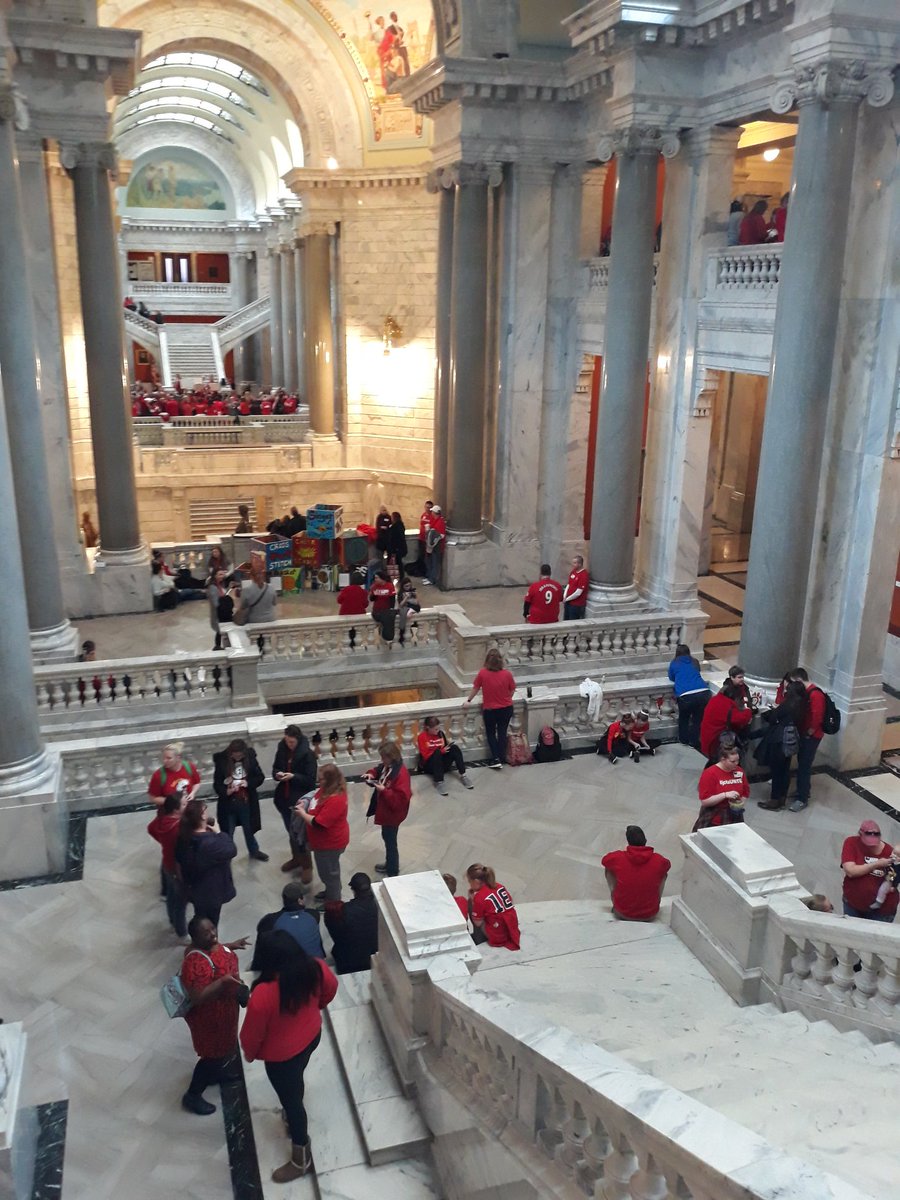 AngelaRFord1's tweet photo. Representing Boston School @_BostonRocks_ and Nelson County @npossible_ today at Frankfort with @cassiepaige95 Making a difference for Public Education. Made some new friends from Shelby County Schools. Together we stand, 120 United. https://t.co/7UACr3mHLG