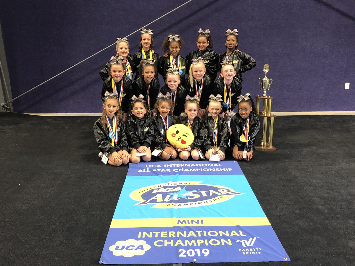BA_MiniGold's tweet photo. 💛👑 2019 UCA INTERNATIONAL CHAMPIONS 👑💛 https://t.co/A8j9xUBt8b