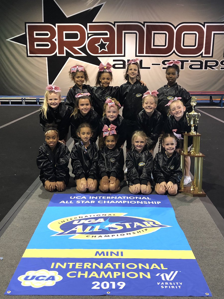 BA_MiniGold's tweet photo. 💛👑 2019 UCA INTERNATIONAL CHAMPIONS 👑💛 https://t.co/A8j9xUBt8b