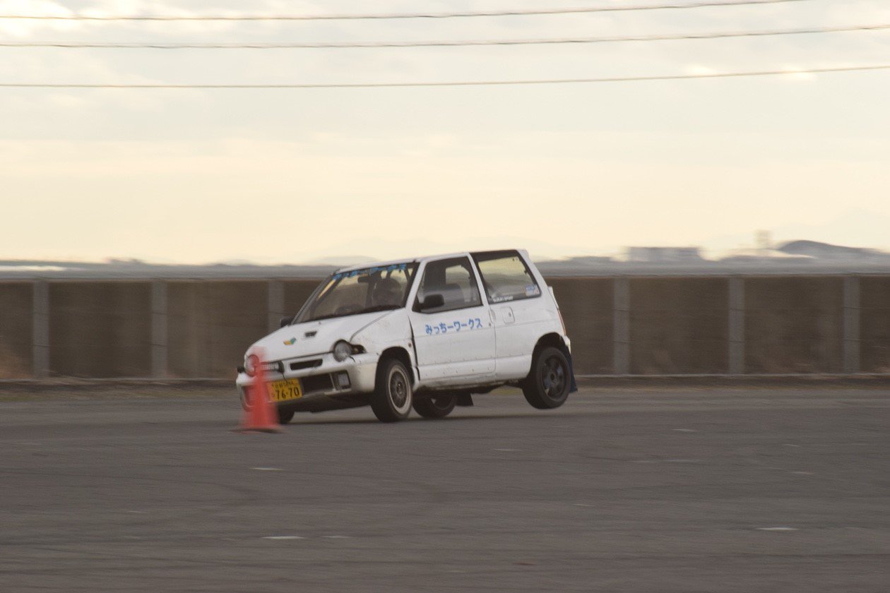 みっちーワークスmikchey 公式 純正車高ダート車アルトワークス Atr K Sports のジムカーナの様子 後輪浮きすぎ Wwwww 荷重移動がとてもよくわかってよかったけど 横転しなくてよかった 笑 アルトワークス ダート 純正 みっちーワークスmikchey 公式 純正車高ダート車アルトワークス Atr K Sports のジムカーナの様子 後輪浮きすぎ Wwwww 荷重移動がとてもよくわかってよかったけど 横転しなくてよかった 笑 アルトワークス ダート 純正