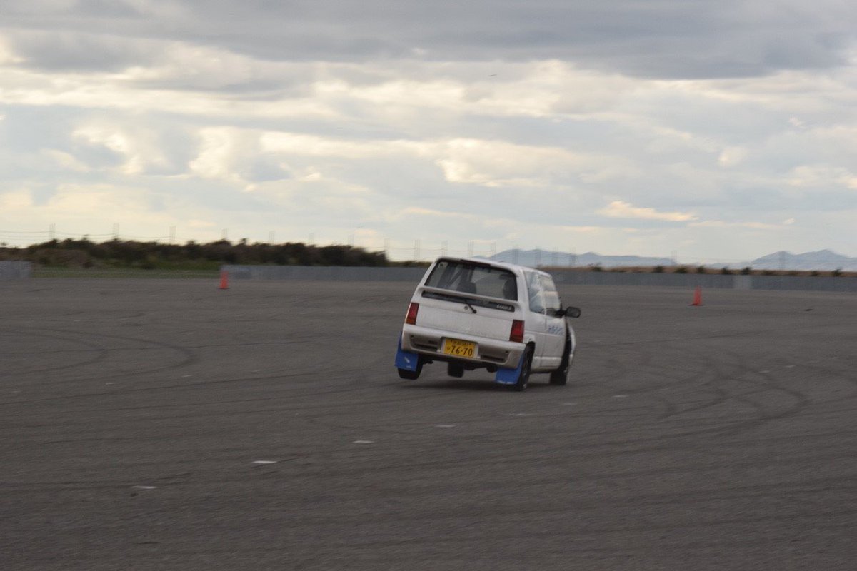 みっちーワークスmikchey 公式 純正車高ダート車アルトワークス Atr K Sports のジムカーナの様子 後輪浮きすぎ Wwwww 荷重移動がとてもよくわかってよかったけど 横転しなくてよかった 笑 アルトワークス ダート 純正 横断 ジムカーナ みっちーワークスmikchey 公式 純正車高ダート車アルトワークス Atr K Sports のジムカーナの様子 後輪浮きすぎ Wwwww 荷重移動がとてもよくわかってよかったけど 横転しなくてよかった 笑 アルトワークス ダート 純正 横断 ジムカーナ