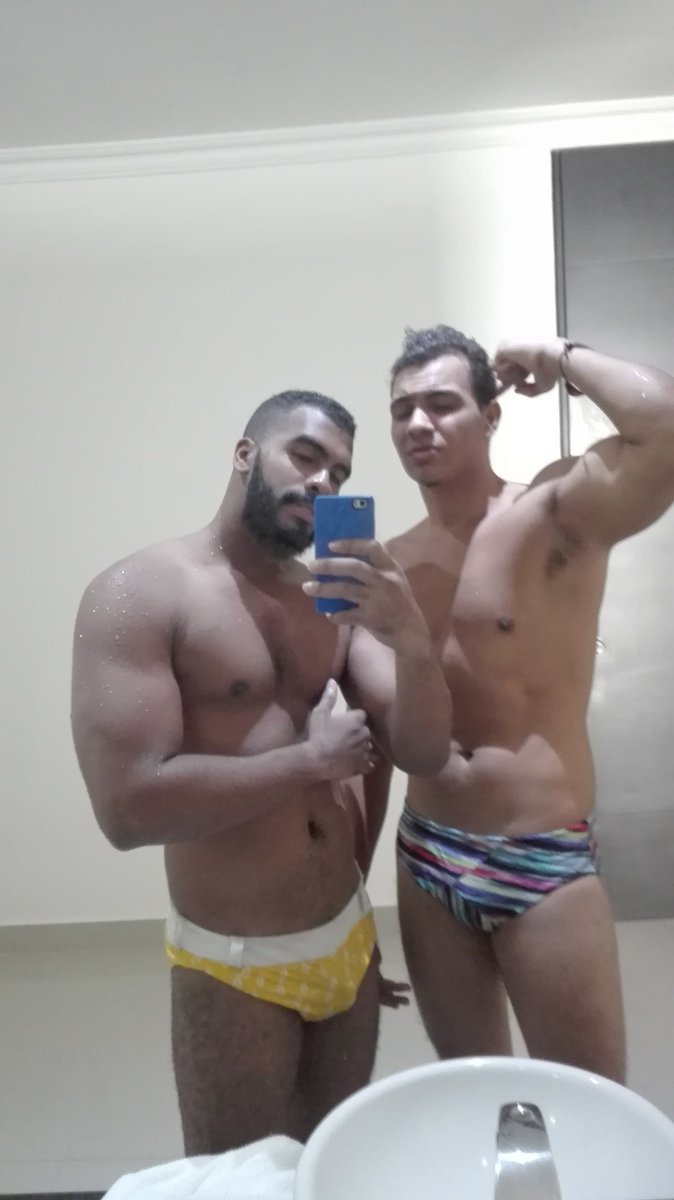 FoxMiichael's tweet photo. @MGroup_Models @Oliver_F4F https://t.co/auBRS9sZtV