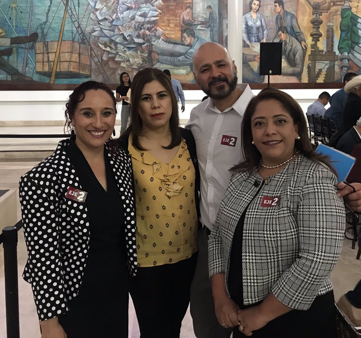 mtro_guerrero's tweet photo. Presentes en las mesas de trabajo!#PlanNacionalDeDesarrollo #CIIDE https://t.co/D8tAynnWJw