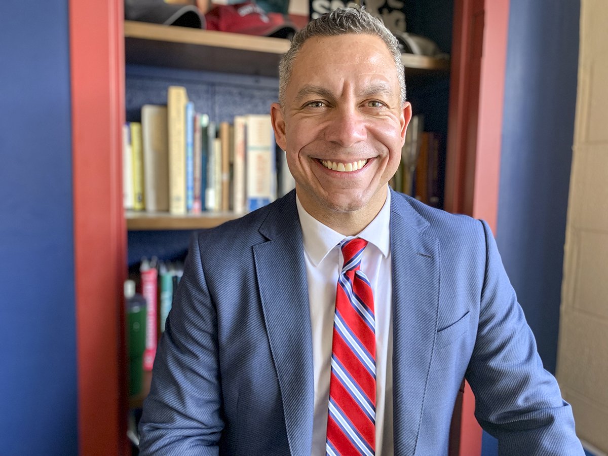 spprep's tweet image. Prep's Board of Trustees has voted unanimously to appoint Dr. Michael A. Gomez, '91, Prep's 28th president, effective July 1. bit.ly/2UvV1Io #PrepforLife