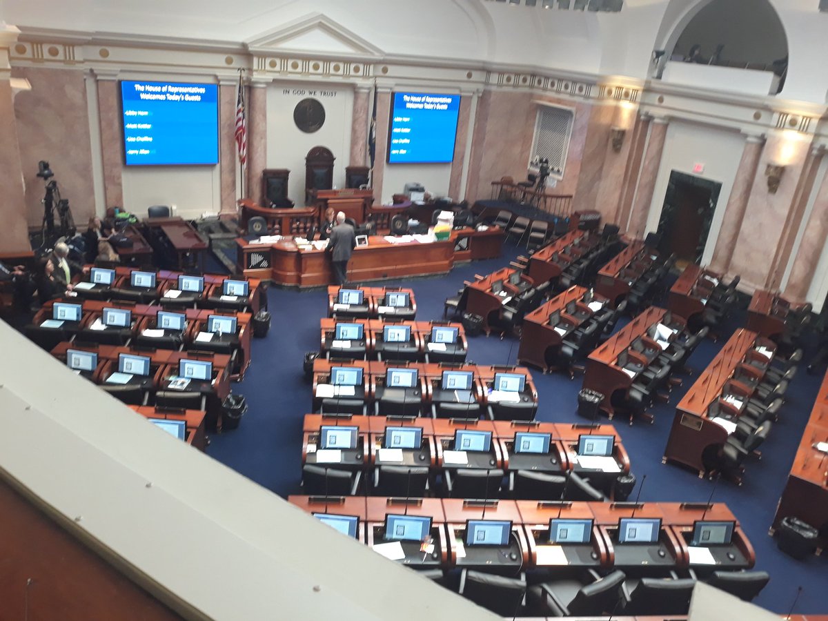 AngelaRFord1's tweet photo. Representing Boston School @_BostonRocks_ and Nelson County @npossible_ today at Frankfort with @cassiepaige95 Making a difference for Public Education. Made some new friends from Shelby County Schools. Together we stand, 120 United. https://t.co/7UACr3mHLG
