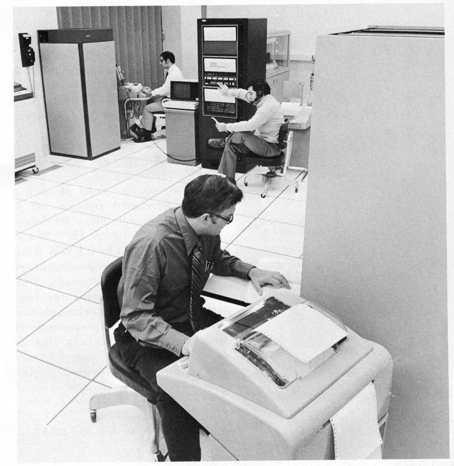NIST's tweet image. NIST researchers were into the #internet before it was cool. In December 1971, NIST became a node of ARPANET, the precursor to the modern internet. #Web30 #InternetTurns30 #ForTheWeb