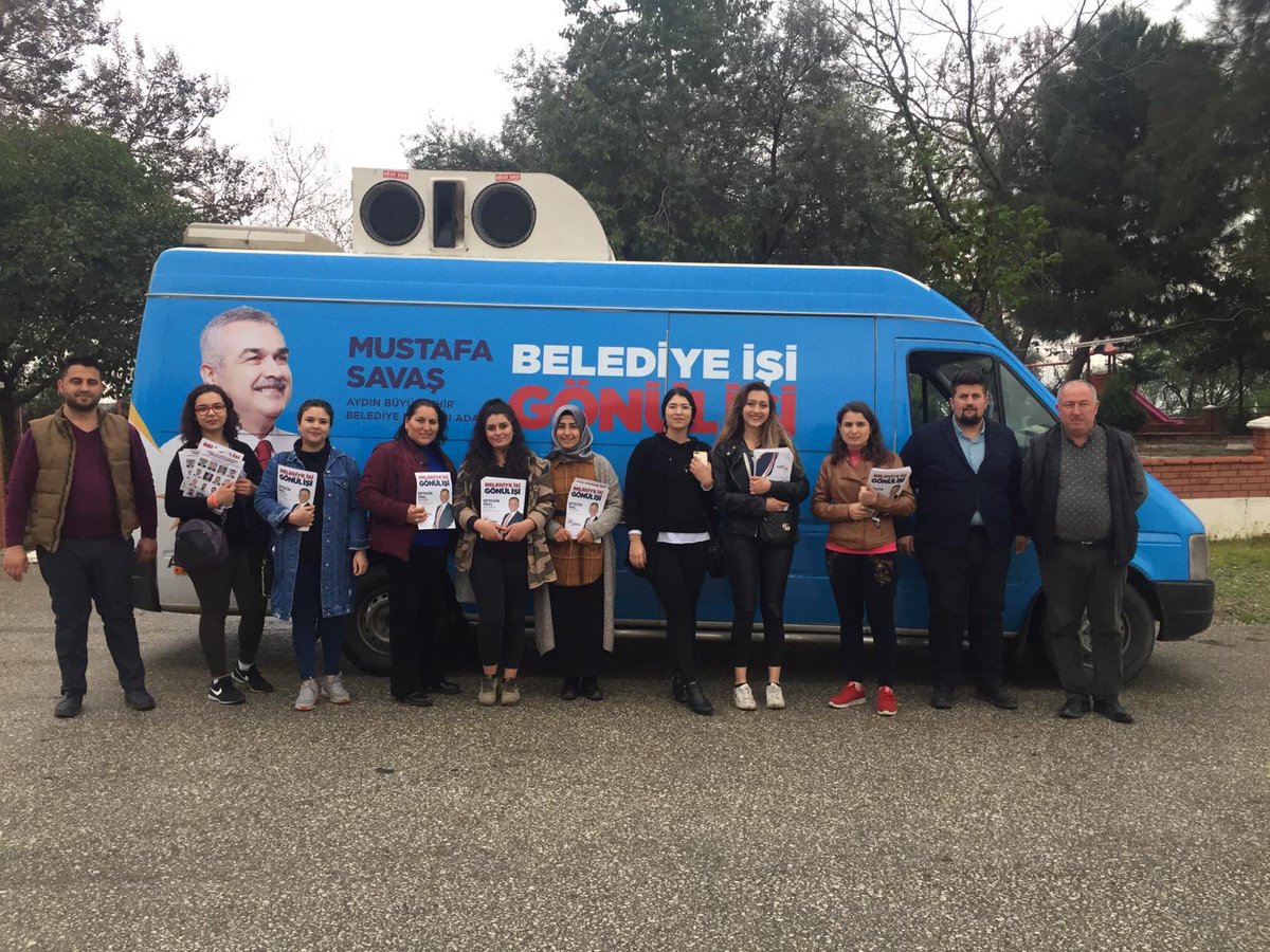 AKGencSHisar's tweet photo. Bugün #salavatlı Mahallemizdeydik.. #Cumhurİttifaki Büyükşehir Başkan Adayımız Sayın Mustafa Savaş’ın Ve Cumhur İttifakı Sultanhisar Belediye Başkan Adayımız Sayın Ertegün Ünal’ın Selamlarını İlettik ve Desteklerini İstedik. #sultanhisar #akgencliksh https://t.co/syC5OPqnCZ