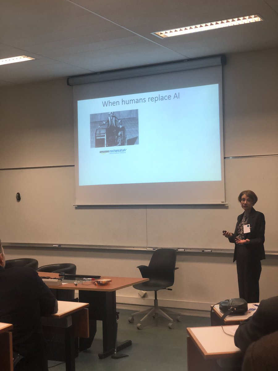 HECParisExecEd's tweet image. Paola Tubaro, Research Scientist at @CNRS talks about how human intelligence supports artificial intelligence using the example of audio data for voice assistants. #LiveTweet #HECfutureOfWork #AIandRobotics #SmartIndustries