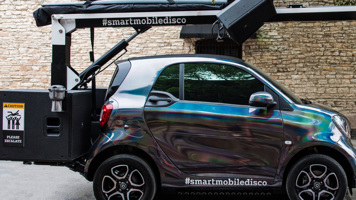 smart_worldwide's tweet photo. Guess what? #smartmobiledisco is back. We hope you packed your dancing feet, 'cos @_elderbrook brought the tunes. See you at Trinity St / 6th Street at #SXSW #SXSW19 #smartSXSW https://t.co/wZ7z2Kc4x9