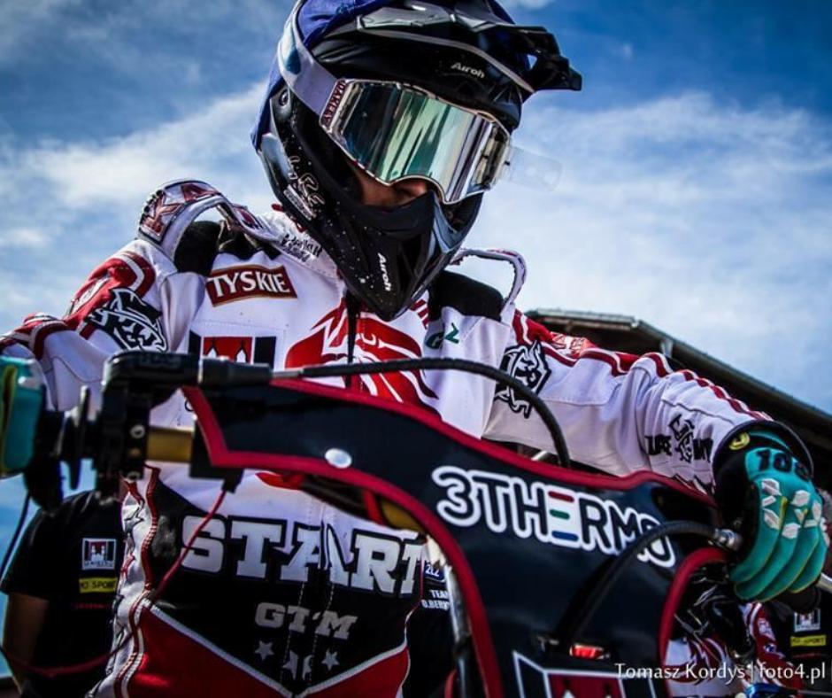 3thermo's tweet photo. Who else likes motorbikes? 😎👏
#weloveextremesports https://t.co/BLuzjde0bJ