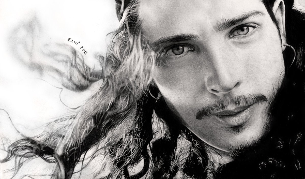 I would love to gift a print of my <a href="/chriscornell/">Chris Cornell</a> pencil drawing to his family, if they like it. Please help me reach them by retweeting this! <a href="/soundgarden/">Soundgarden</a> @audioslave <a href="/vickycornell/">Vicky Cornell</a> <a href="/templeofthedog/">Temple of the Dog</a> 

#ElmiArt #ChrisCornell #Audioslave #SoundGarden #BlackHoleSun #IAmTheHighway