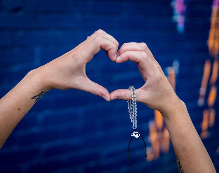 Ayudanos a apoyar la operación global de limpieza del océano que detiene la contaminación plástica. 🐢😊👉 bit.ly/2UoGONp 👈
.
#4ocean #porunplanetalimpio #Nomasplastico #Bonoboss #pulseras #obtentupulsera