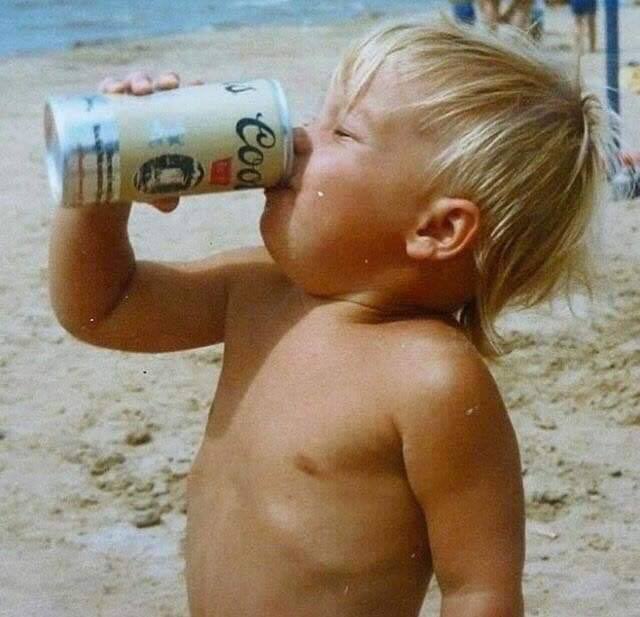 FlloydHumphrey's tweet photo. Was going through grannies trailer after the funeral and found an old baby pic of me! #beerme #gottastartyoung #thegoodlife https://t.co/nC4ItxV5Qr