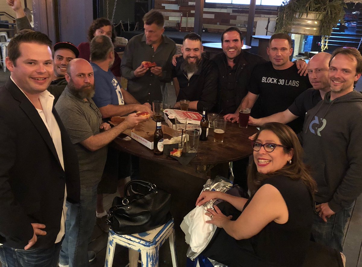 Block30Labs's tweet photo. #SXSW2019 Nothing like a la little pizza to bring projects together. Everyone working hard to build a better future...#Stellar #Vesti #Decred #Digibyte #Block30Labs Thx for the pic #Forbes https://t.co/433HA0YnJ2