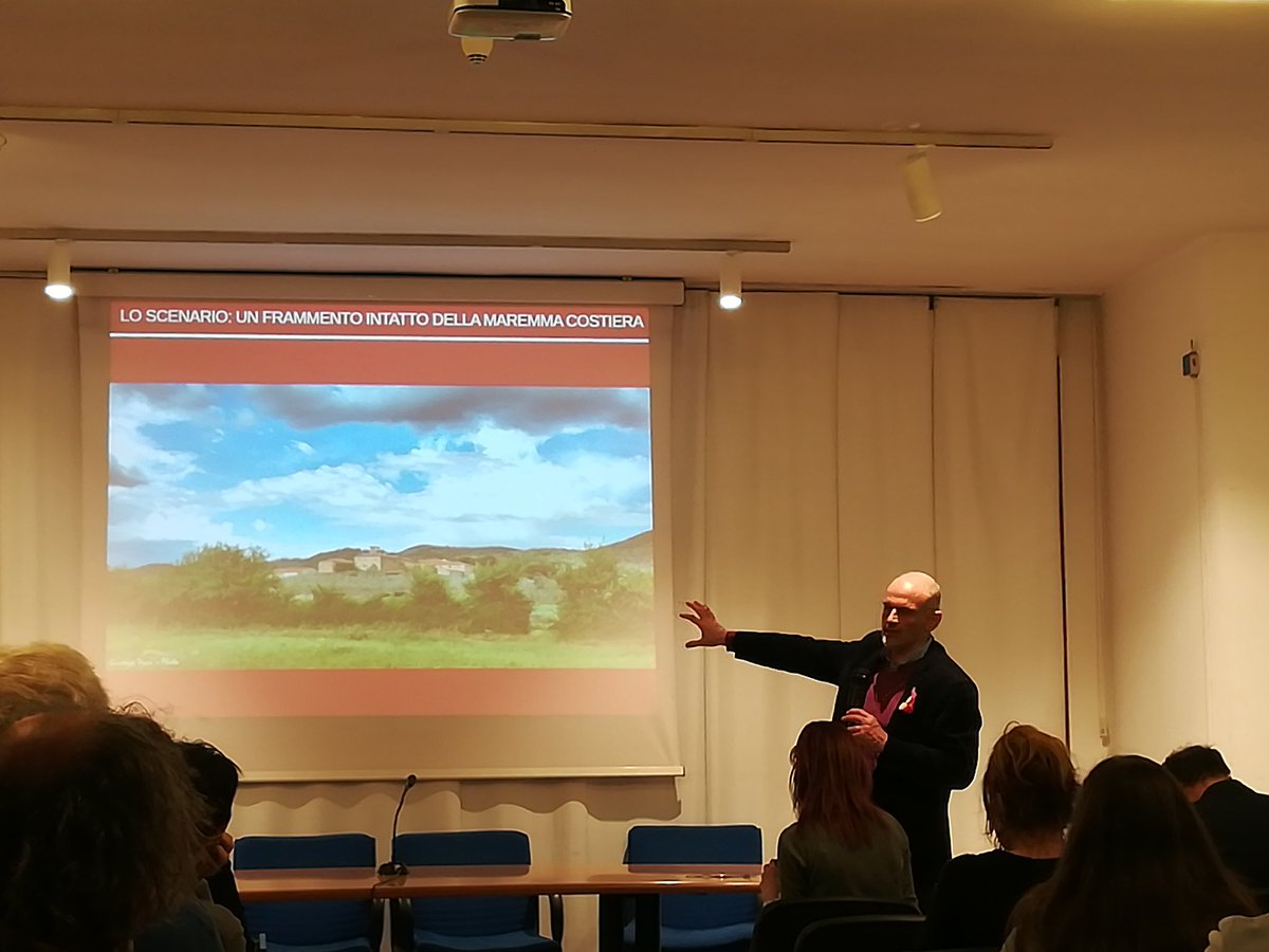 ArcheoLogica ⛏️⛏️🏛️ (@archeologica) on Twitter photo L' "archeologia partecipata": il progetto "Uomini e cose a Vignale" raccontato da Enrico Zanini al Museo Civico di Foggia per i "Dialoghi di #archeologia"
<a href="/vignalelab/">uominiecoseavignale</a> L' "archeologia partecipata": il progetto "Uomini e cose a Vignale" raccontato da Enrico Zanini al Museo Civico di Foggia per i "Dialoghi di #archeologia"
<a href="/vignalelab/">uominiecoseavignale</a>