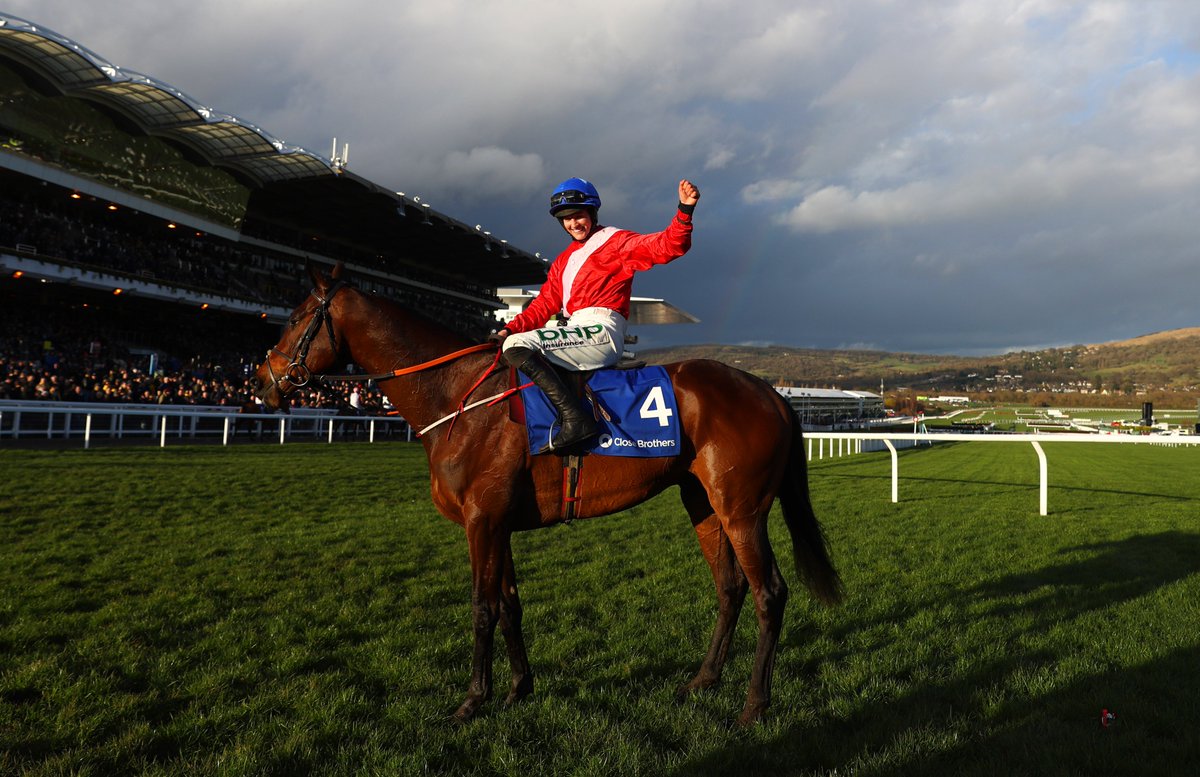 The first of many for Rachael Blackmore! #CheltenhamFestival #APlusTard