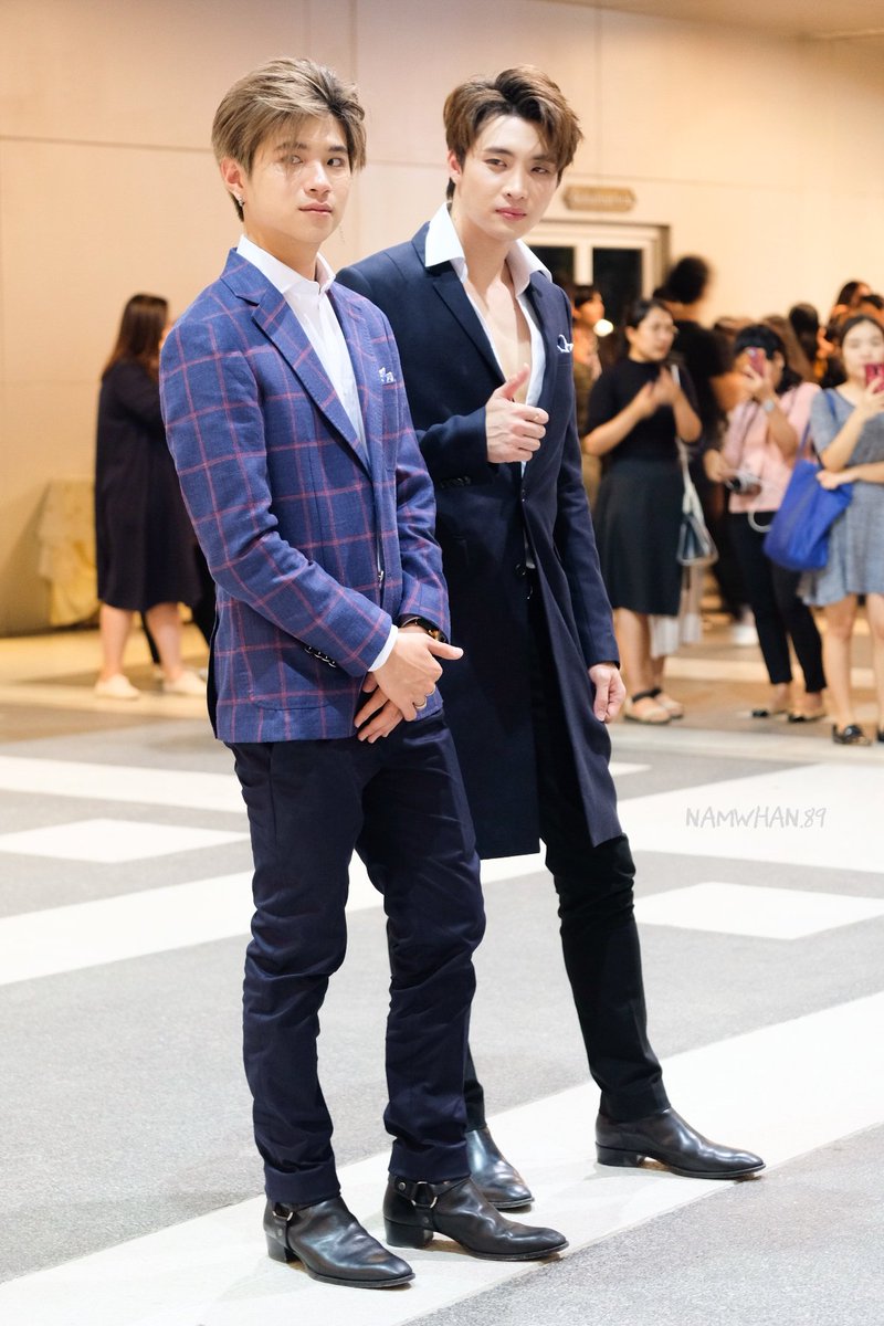 NamwhaN_89's tweet photo. น่ารักแพคคู่ 💙💚 รูปคู่ก็ประมาณนี้แหละจร้าาาา!! ตัวติดกันตลอดโฟกัสคนใดคนนึงไม่ได้เลย ☺☺☺

@m34nismind
@bplannnnn
#MeanPhiravich
#คนของแปลน
#2wish
#คมชัดลกอวอร์ดครั้งที่15 https://t.co/Ud0UhOtVl7