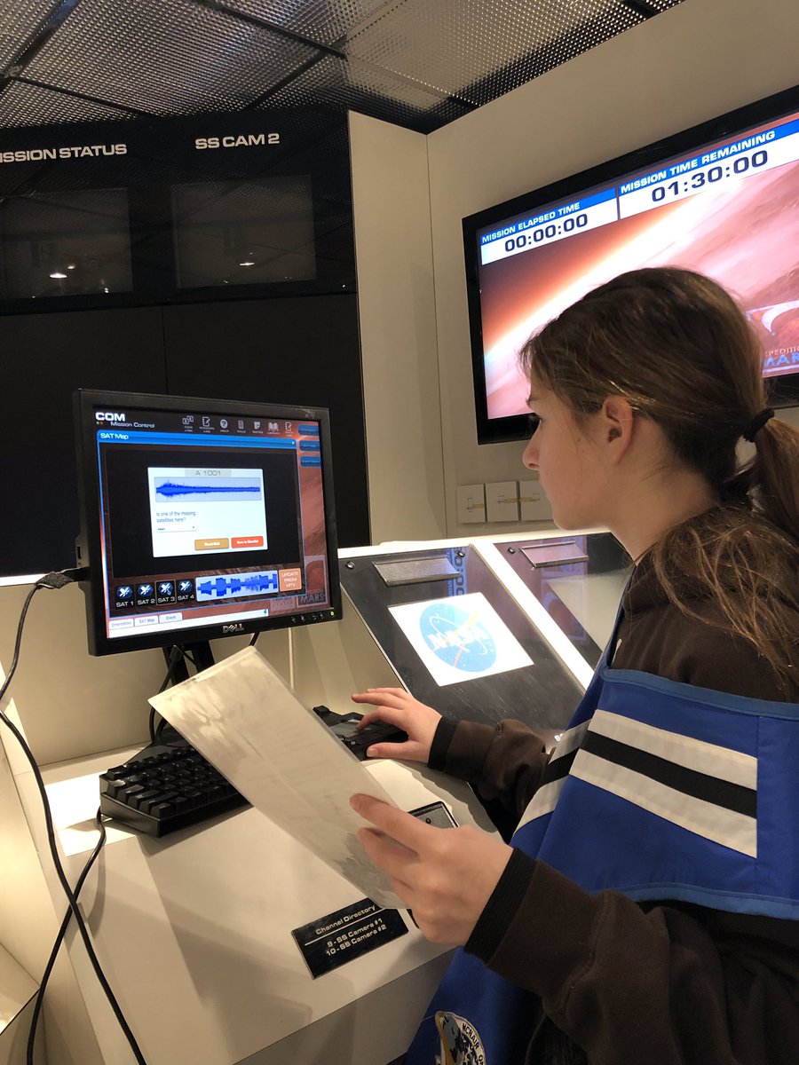 ucitylearns's tweet photo. 5th grade students @UCitySchools are connecting their current science unit “Our Place In the Universe” with @clcstlouis #stemextension @SimplyMsJones https://t.co/A3z7M4Vjef