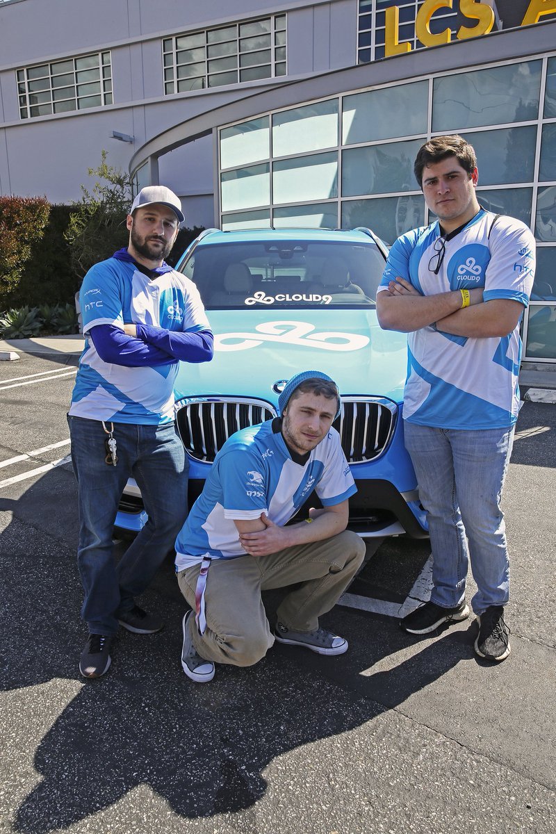 Cloud9's tweet photo. Thank you to everyone who came out this past weekend to our #C9FAM LCS Tailgate to enjoy some activities before the #C9LoL games and shout out to partners @BMWUSA, @redbullesports, @PUMA for their support on the ground! #socalbmw
📸 https://t.co/TGAvSIsXut // @zmtphoto https://t.co/xAoCdnZqxu
