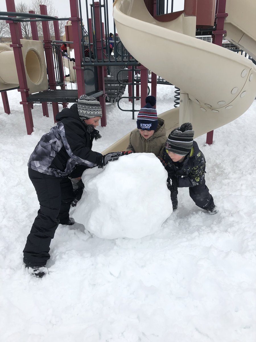 MrsFreeman_K's tweet photo. Teamwork makes the dream work! https://t.co/xVL0PfSsDI