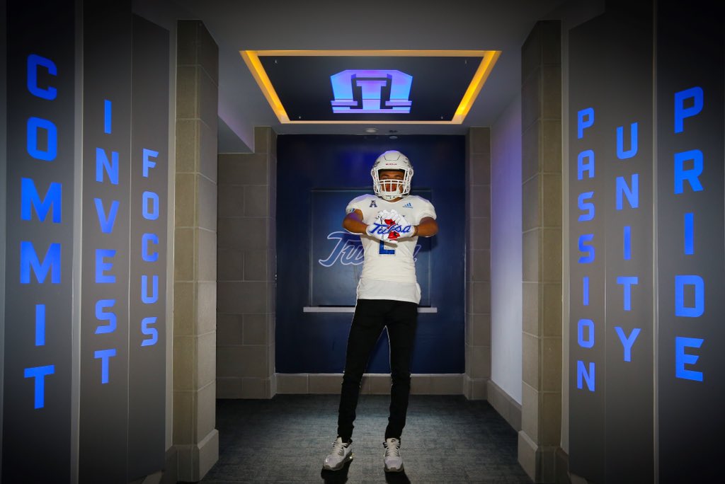 projordan30's tweet photo. Incredibly grateful to receive an offer from The University of Tulsa! #GoldenHurricane @TheCoachFletch https://t.co/riAuHM9EZr