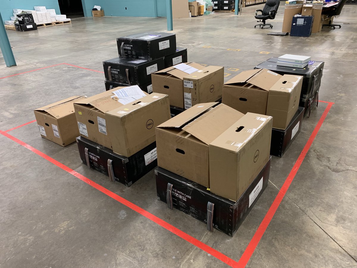 RadmediX's tweet photo. 11 DR orders already today and it’s only lunch time! We cannot thank our valued customers enough for their much appreciated business! 🙏 #flatpaneldr #hospitalqualityDR #digitalxray #digitalradiology #xray https://t.co/bvlwZPSNEx