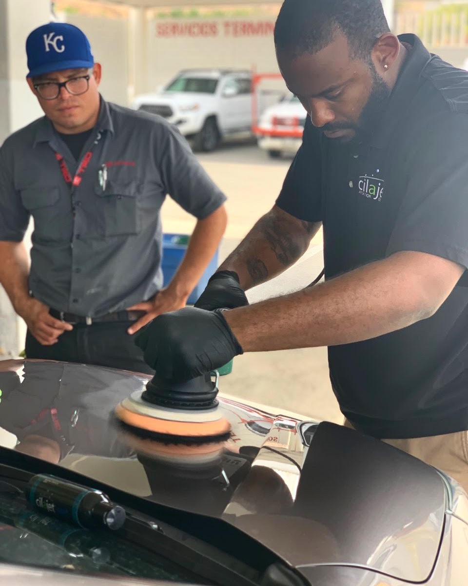 Cilajet's tweet photo. Getting that #Cilajet shine on at #Toyota Los Cabos in #Mexico! Let the reflection, shine & unmatched protection speak for itself, then contact us to find a dealer near you! https://t.co/uPg1ATDgrX #cilajetmexico #cilajetmx #Automotive #autopaintprotection #autopaintsealant #cars https://t.co/dRyP4fL9u2