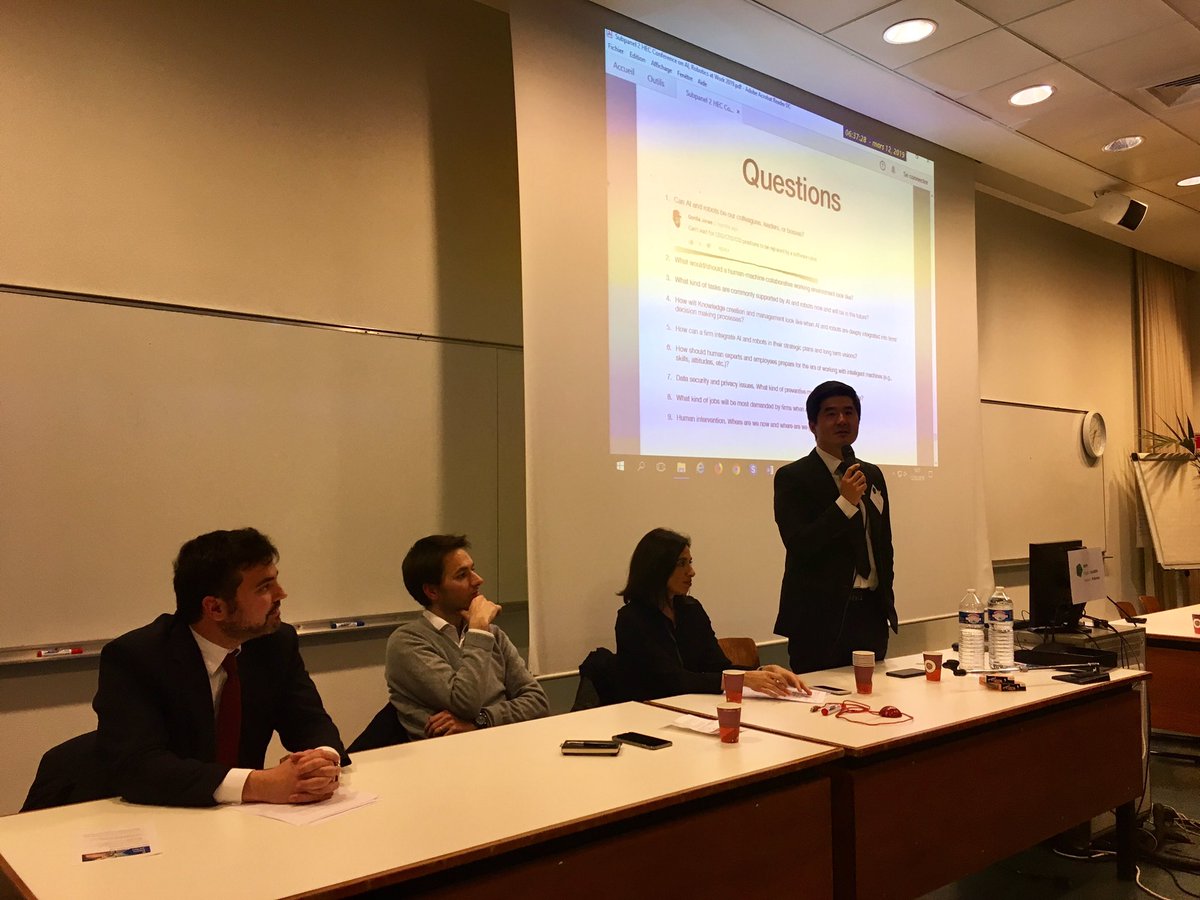 HECParis's tweet image. “AI &amp;amp; Robotics: Challenges &amp;amp; Opportunities” panel:❓What would a human-machine collaborative working environment look like? Here is what our panelists say ⤵️ #HECfutureOfWork
