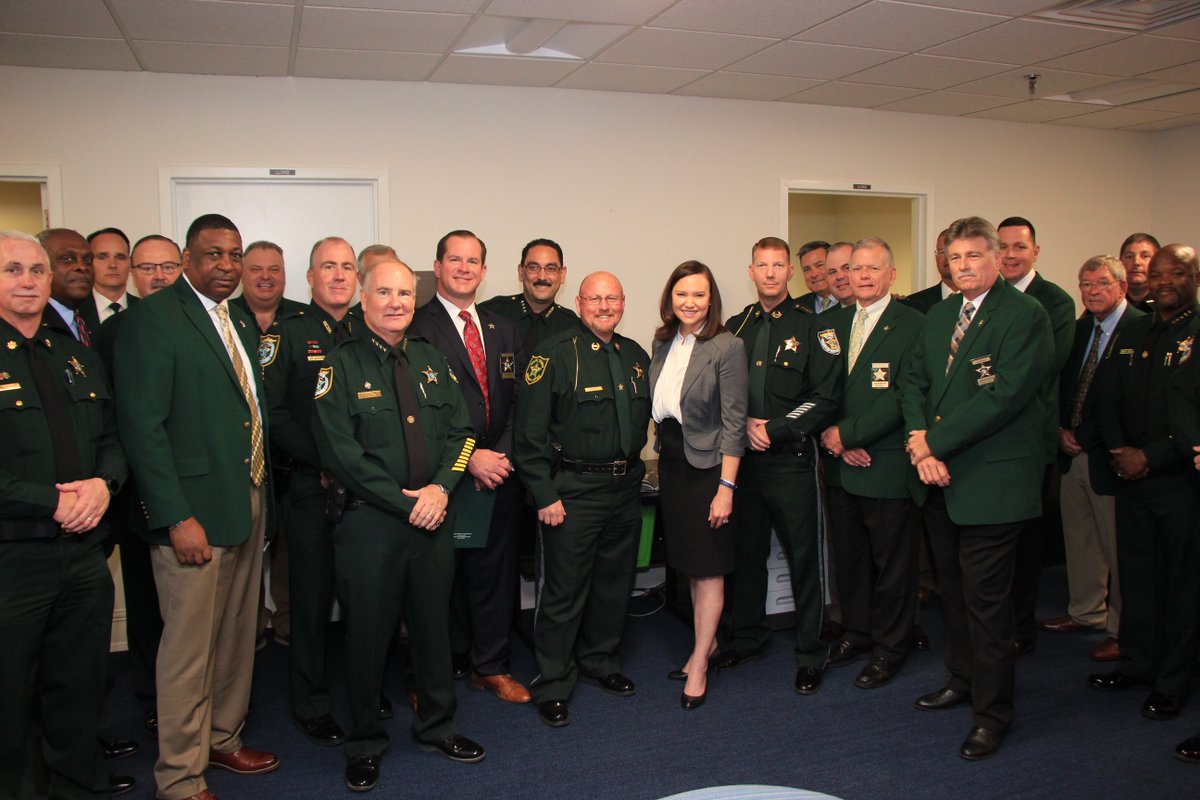 SenAshleyMoody's tweet photo. It was an honor to host sheriffs from across Florida today in recognition of #SheriffsDay at the Florida Capitol. Thank you for your tremendous service to our state. https://t.co/oNycpF3G8f