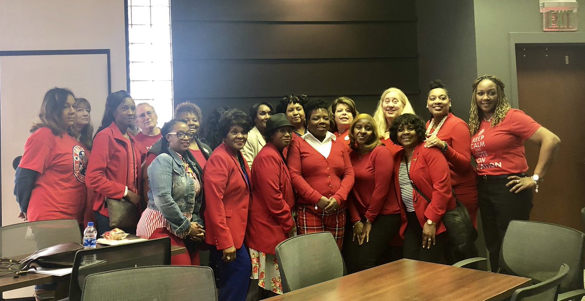 DocLDW24's tweet photo. It’s that time of year when Red for Ed comes to the Capitol! #Civication #RedforEd #TN2020Vision #UnitedEA https://t.co/tbupdYRCxO