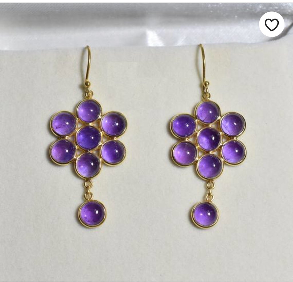 Natural Amethyst gemstone dangle earrings #amethyst #garnet #nature #turqouise #gemstones #lookingforlove #formom #earrings #dangling #goldvermeil #silverjewelery #goldplated #giftsforher #giftsforgirlfriends #handmade #jewellery #newyork #giftsformom #usa #europe #etsyshop
