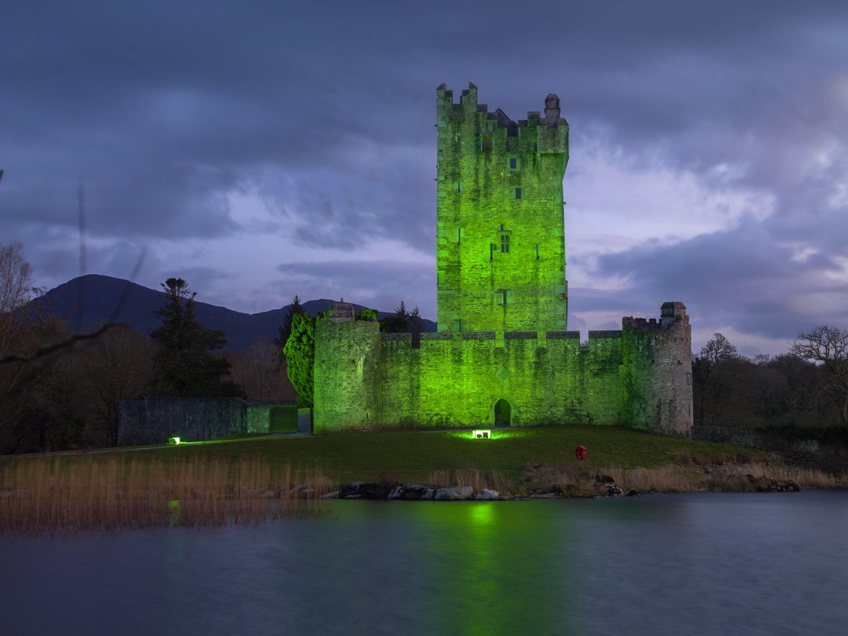 OPW in association with Fáilte Ireland &amp; the St. Patrick’s Festival is delighted to announce details of the ‘greening’ of Heritage sites and State buildings for the duration of the 2019 St. Patrick’s Festival. opw.ie/en/pressreleas… #StPatricksFest #StPatricksDay