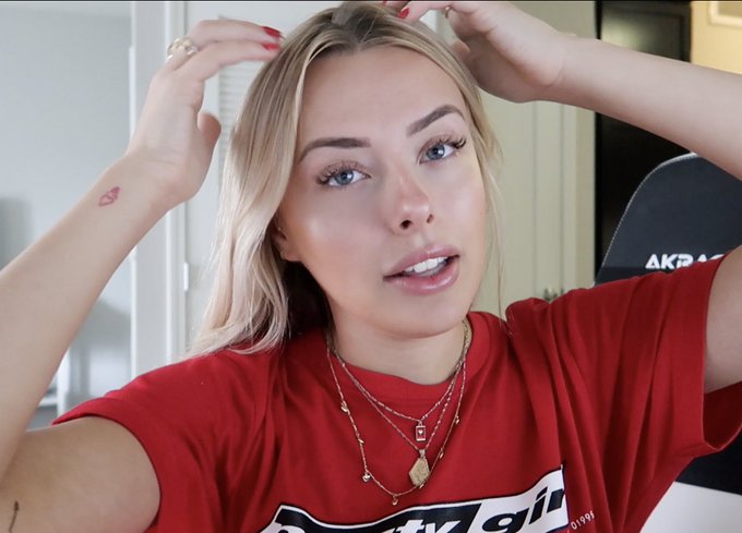 Watch corinna kopf's leaked NSFW photo on TwXstars