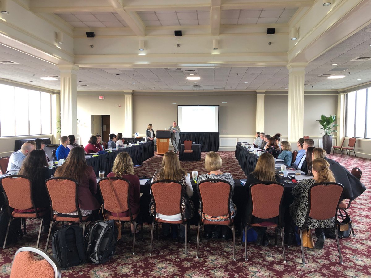 Day 1 of the inaugural <a href="/AIHCInc/">American Institute of Healthcare Compliance, Inc.</a> #costreporting training is underway in #Nashville with a great turnout of knowlege-hungry participants. @Krafthealthcare's Scott Mertie &amp; Katie Reid are proud to be leading the course! Learn more here: ow.ly/YCOG50mY0aM