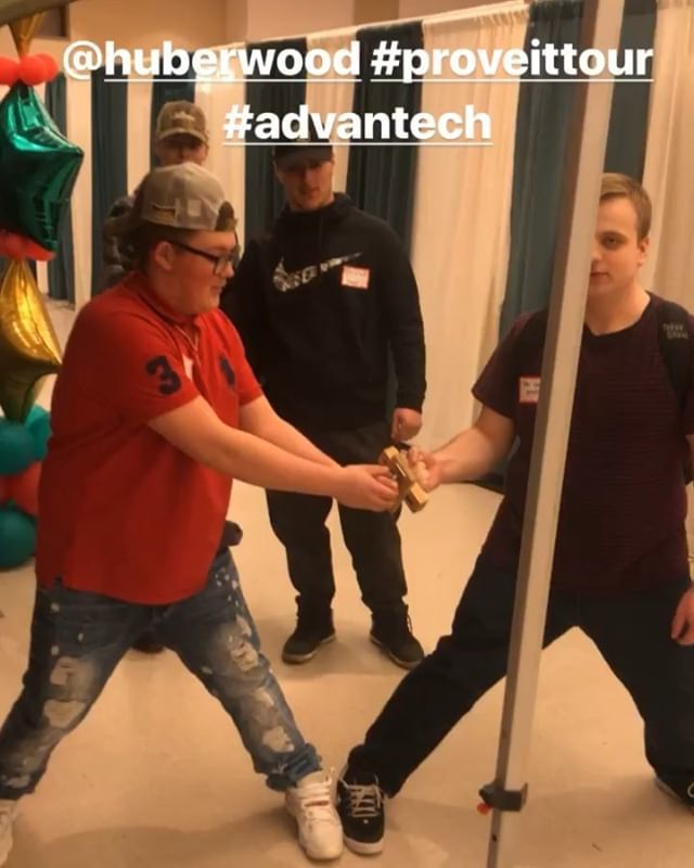 BigBearUSMCVet's tweet photo. Having some fun with the @wswheboces students during the @curtislumberco contractor show. They are demonstrating the #strength of bringing your #AGame to your builds #Advantech panel with #advantechsubflooradhesive @huberwood #futuretradesman #framerlife… https://t.co/Sg7JSiZn9u https://t.co/xMDiThWThM