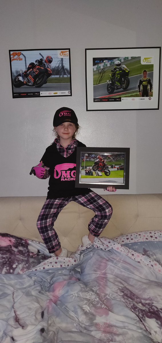 ArronOrriss's tweet photo. Peyton is excited about @OMGRacingUK big reveal tonight. Letting her stay up for the big event. Sat there waiting patiently. #lukemossey #joshelliot #chloejones #billymcconnal https://t.co/NuuJ8bQKyV
