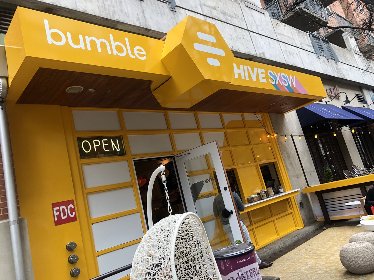 thefreenoms's tweet photo. Special shoutout to @bumble and @joscoffee for keeping me energized all week. ⚡️☕️⚡️
Download the app & get FREE coffee. They also have tons of swag & space to work too!
#BumbleSXSW #SXnoms #SXcoffee https://t.co/silkS0N1xt