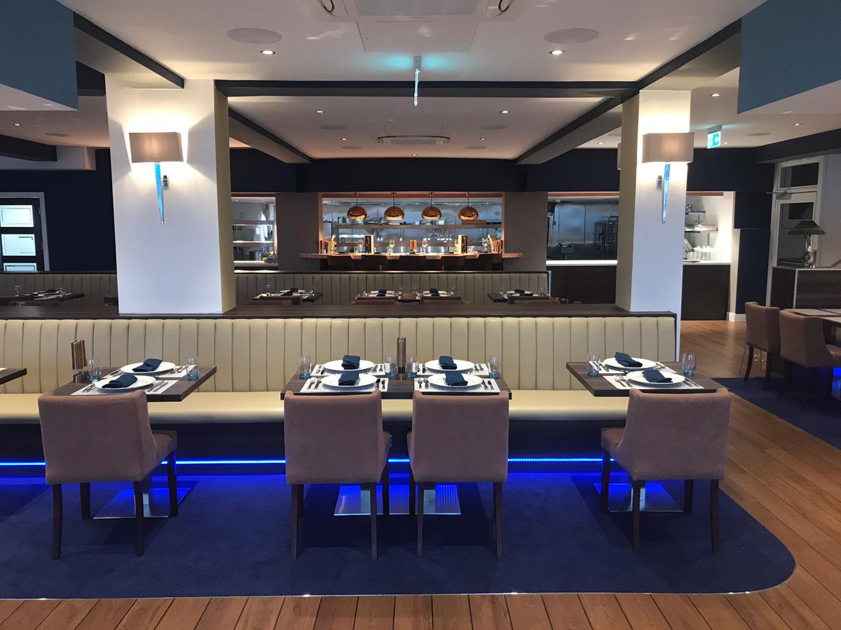 logic_arch's tweet photo. @richardbranson ex #neckerisland personal chef #grahambrundle stunning restaurant #brundles opens in #woolacombe #devon - #superyacht inspired #interiordesign by @logic_arch @WoolacombeTIC #woolacombe @ByronWoolacombe #brundles #Logic https://t.co/4IMgATi4Mm