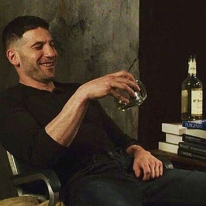 FactNetflix's tweet photo. Why did they have to cancel it? Big sad😭

#frankcastle #Netflix #ThePunisher #netflixshows #fanboy #Marvel #marvelcomics #comics #netflixoriginals #MarvelStudios #marveluniverselive #bigsad https://t.co/XVFYwwf77H