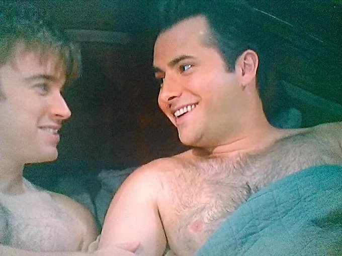 D1enMwRWsAEdRVR?format=jpg&name=small