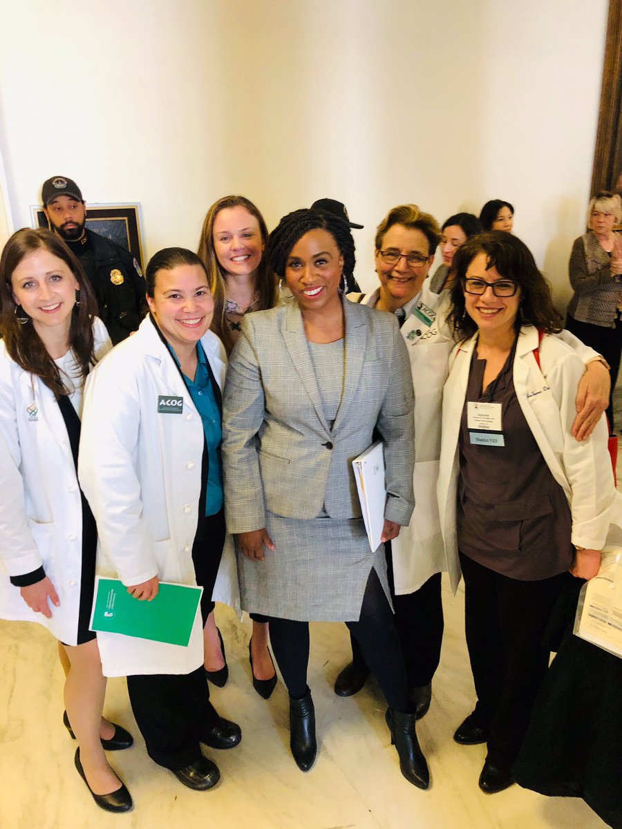 LChatroux's tweet photo. ACOG loves you, @RepPressley thank you for standing up for reproductive rights and women’s health #AccessIS #2019CLC #ACOGCLC @ACOGAction @autumndavidson @mpcohenmd https://t.co/Amvt4ImTjw