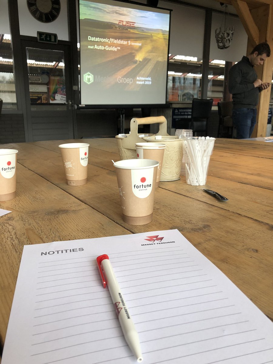 TomWeevers's tweet image. Vandaag een interessante training gehad van @MasseyNL. #autoguide #fieldstar #datatronic