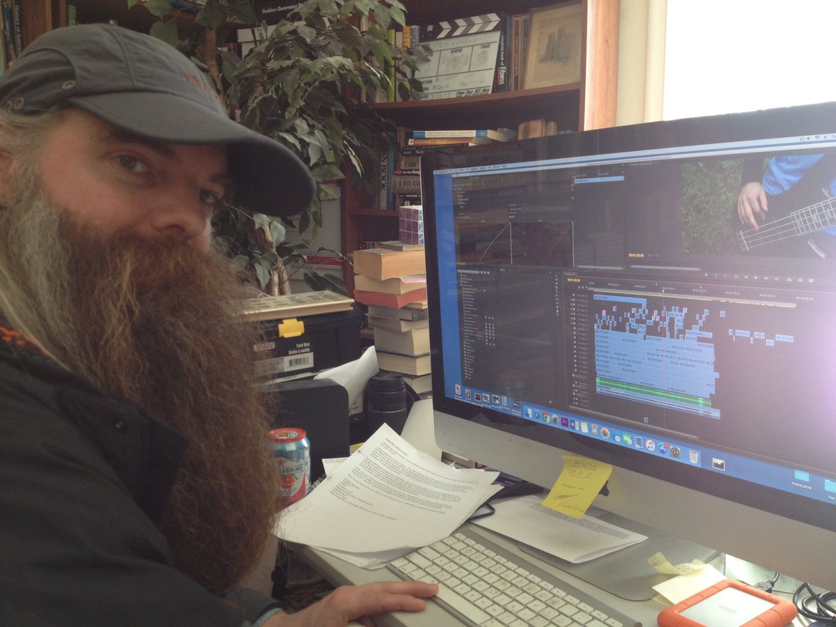 morethescarier's tweet image. Working with Stephen Vincent Anderson as he expertly color corrects the latest music video.  He is a joy to work with as he masterly adheres to a disciplined sense of craftsmanship...