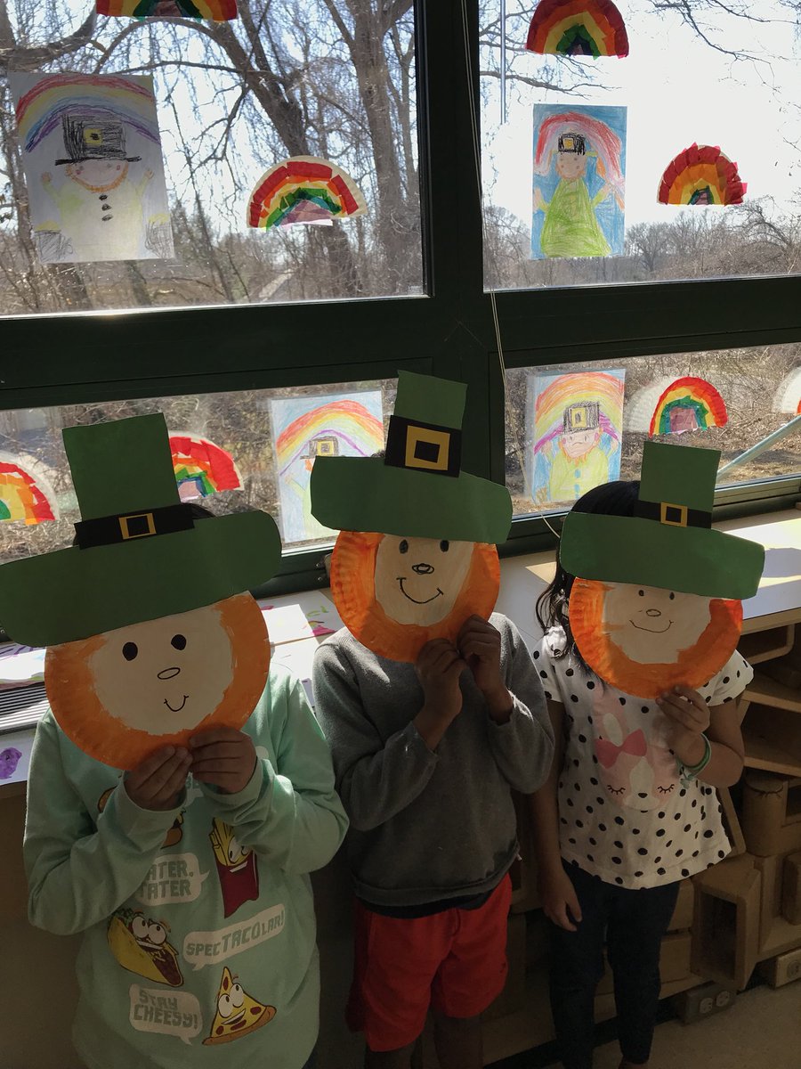 kinderfrogsabc's tweet photo. Leprechaun spotting! 🌈☘️ https://t.co/dzYpzv5v3P