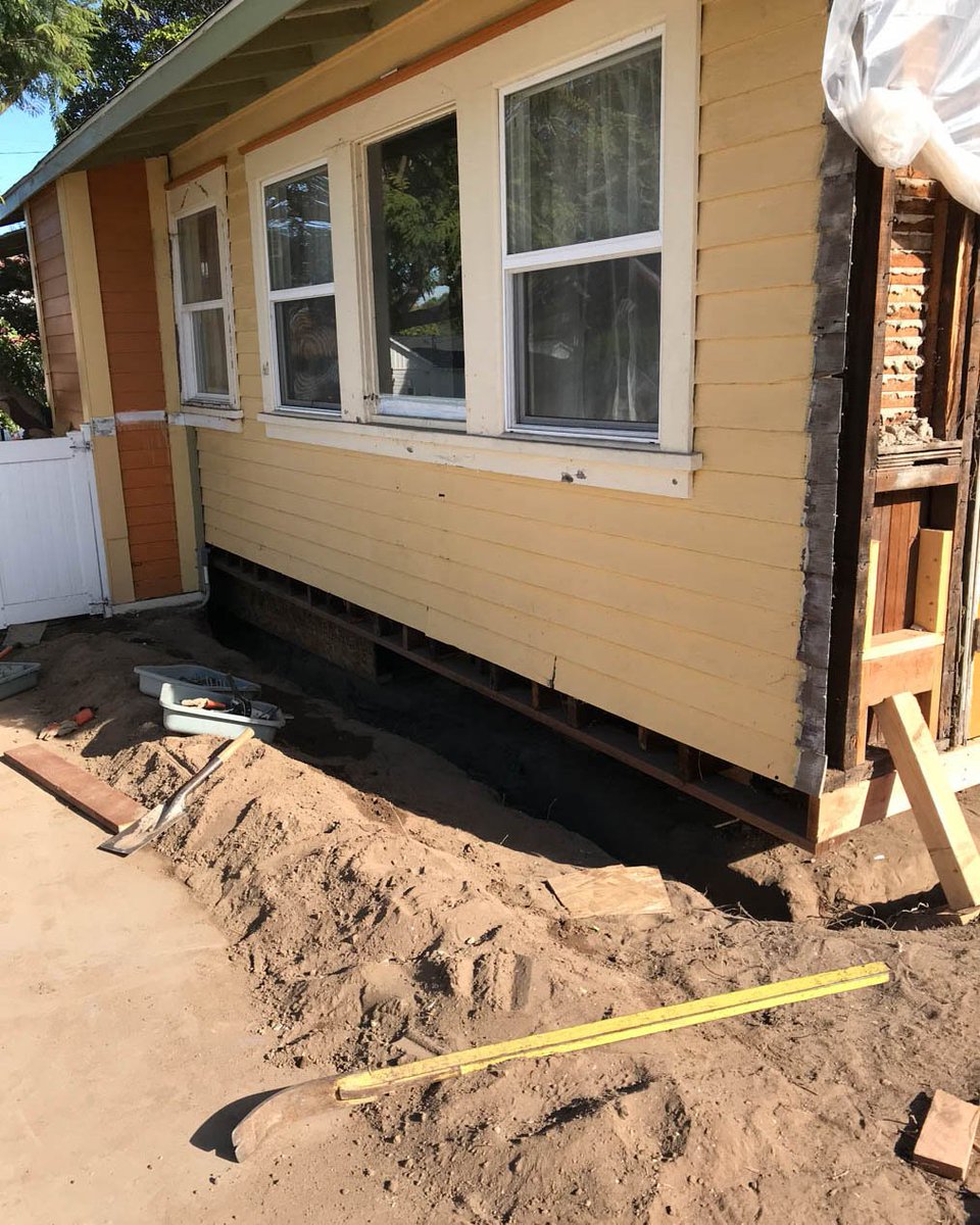 JeffBoard3's tweet photo. If you have any #questions about what we have to #offer, please don’t hesitate to give us a call! Give Us A Call at # (818) 921-4208 today! #RetrofittingServices #HouseFoundationServices #HouseBolting #LosAngeles91335 https://t.co/QEU3iZD0OX https://t.co/WmUYu11u0Z
