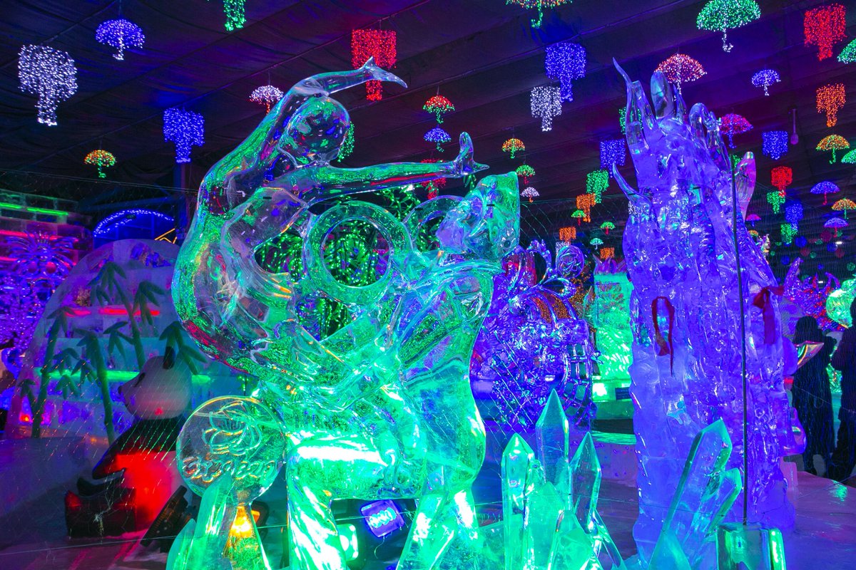 RobbieBackpack's tweet photo. Only #2moredays until my #newestvideo launches on #YouTube! Check out an amazing #iceshow at #longqingxia this Thursday! https://t.co/ihfQBgWzaC