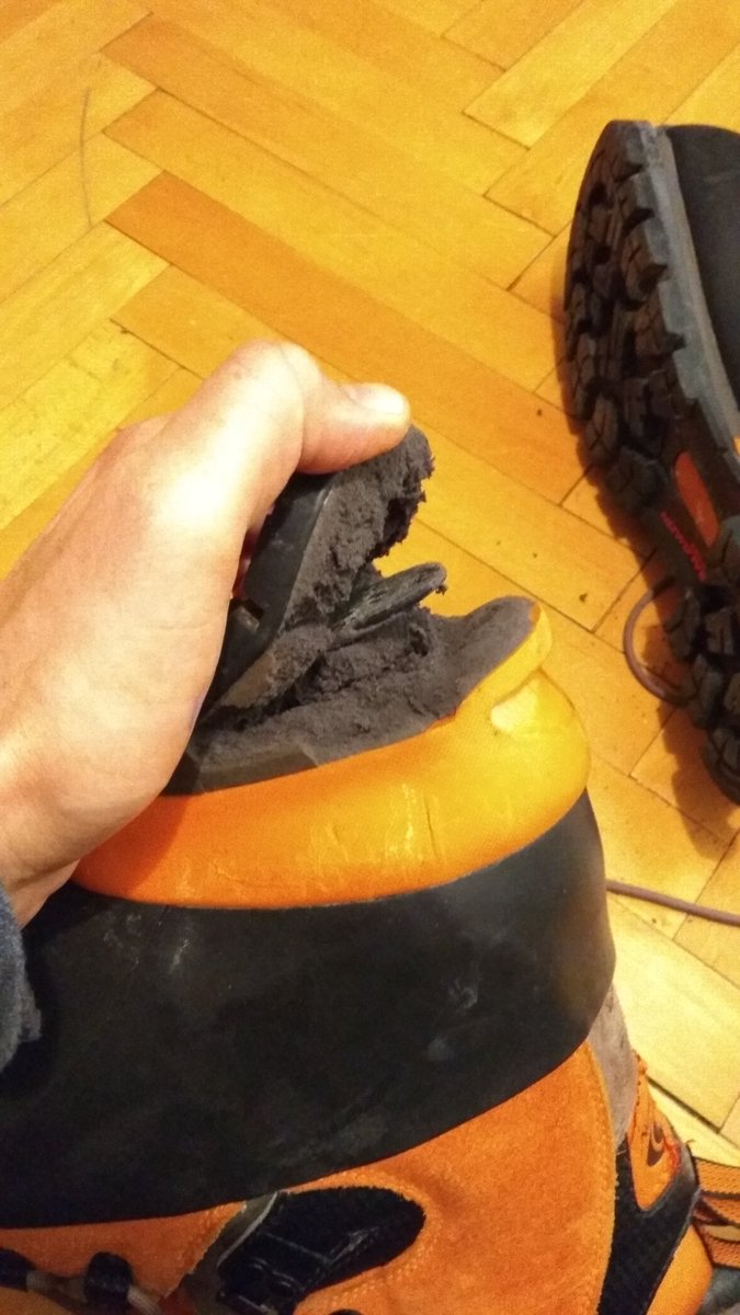 salomon boots near me