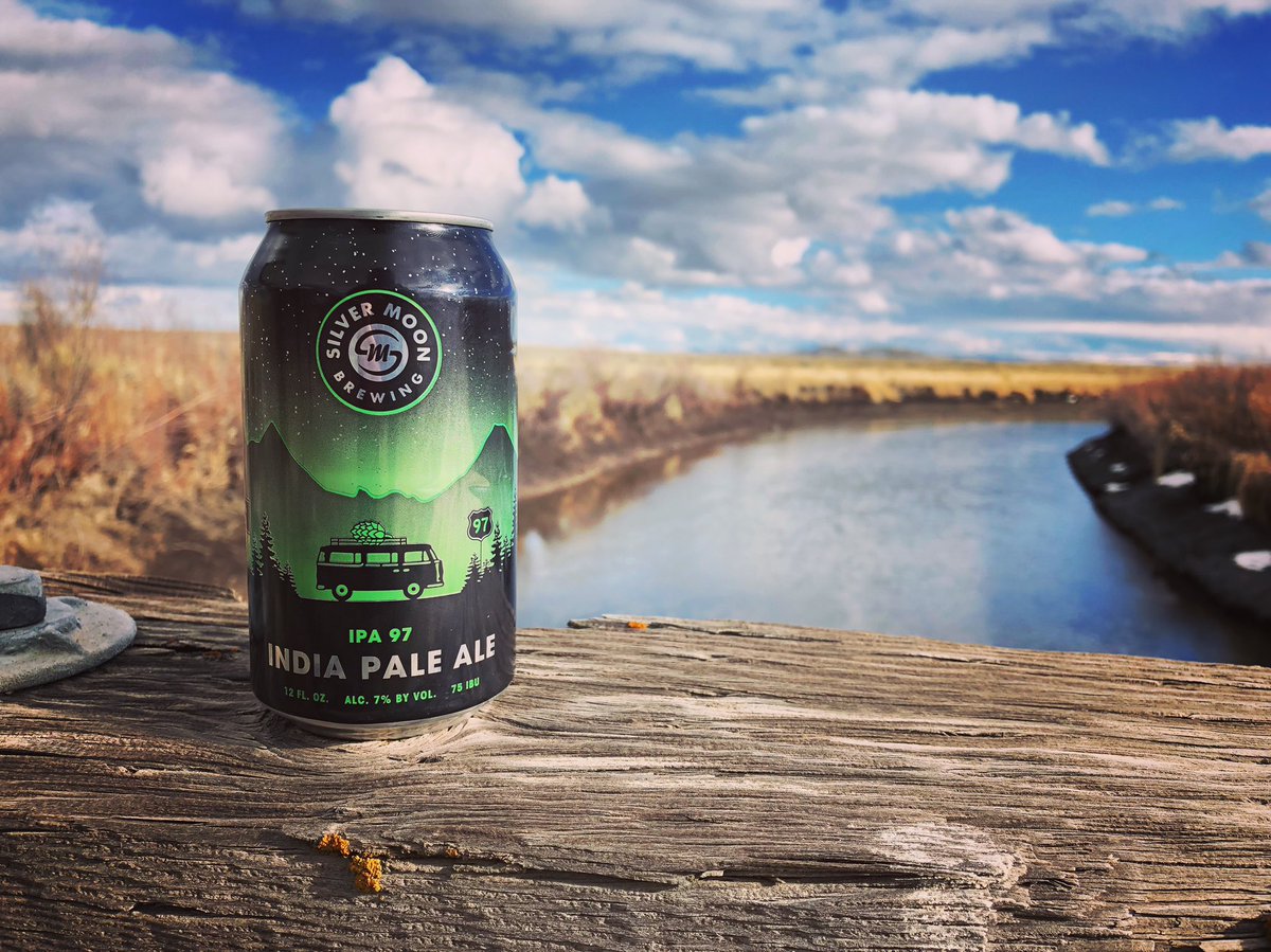 SilverMoonBeer's tweet photo. For wherever the road may take you. 🚌
.
.
.
#IPA97 #silvermoonbrewing #adventurebeer https://t.co/fUGbWjSLUg